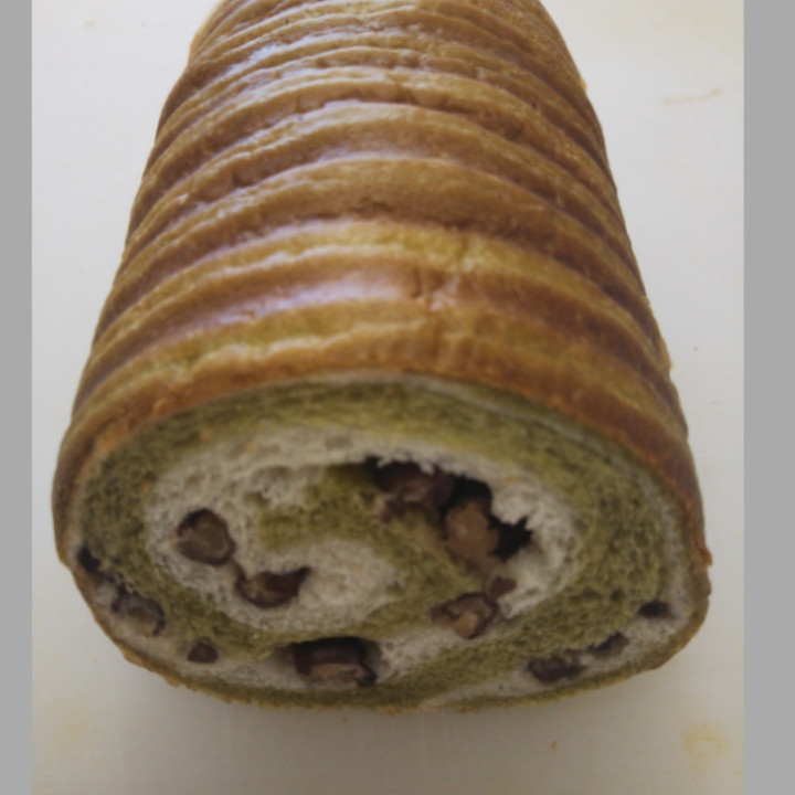 抹茶とかのこ豆のラウンド